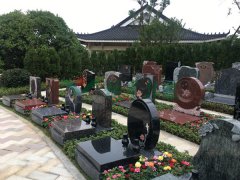 艺术墓碑：展示性命的故事，通报永恒的感情